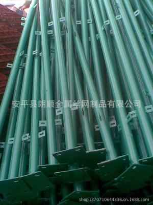西安雙邊絲護欄網(wǎng)及其應(yīng)用 價格、廠家與產(chǎn)品解析